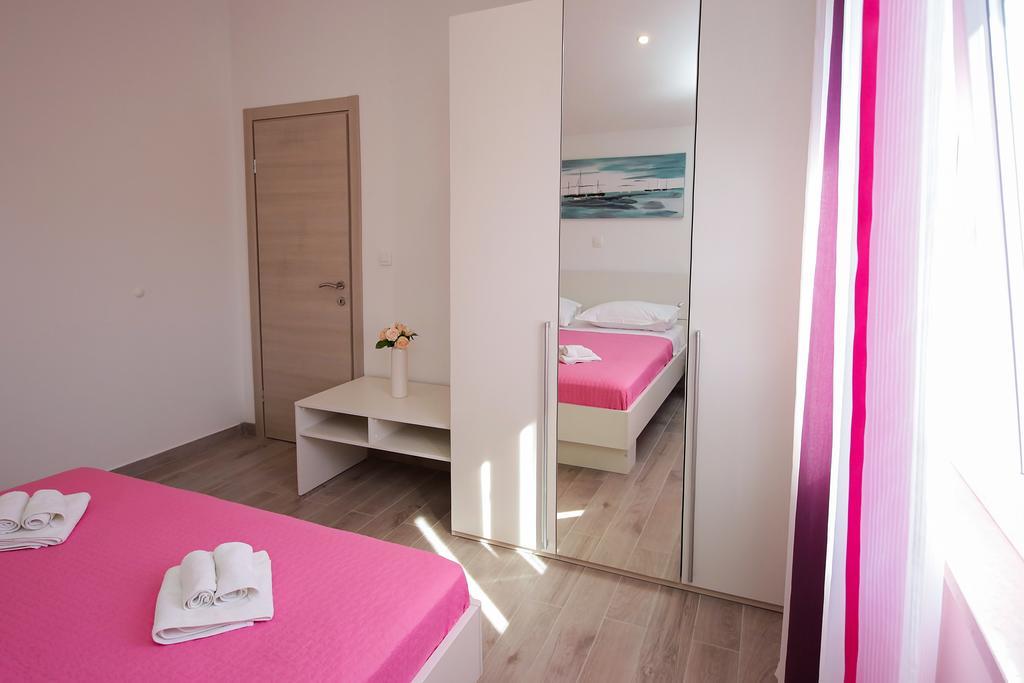 Villa Sena Ražanj Buitenkant foto